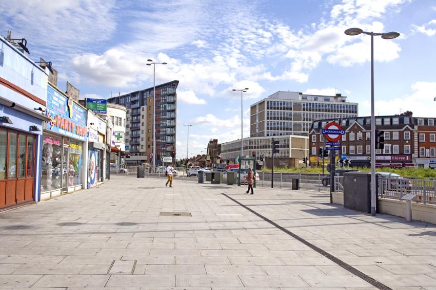 An image of Eastern Avenue, next to an entrance to Gants Hill tube station.